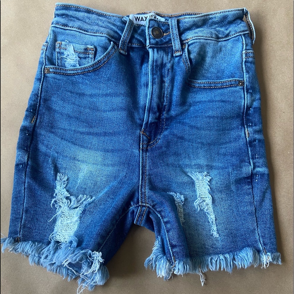Wax Jean Collection Womens Blue Distressed Denim Frayed Short Size Small